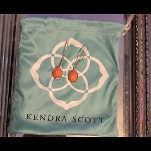 Kendra Scott Earrings!